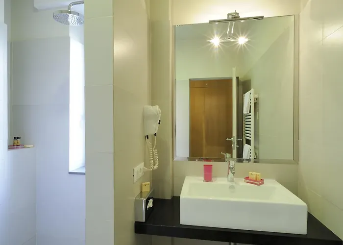 Concordia 3* لوانو